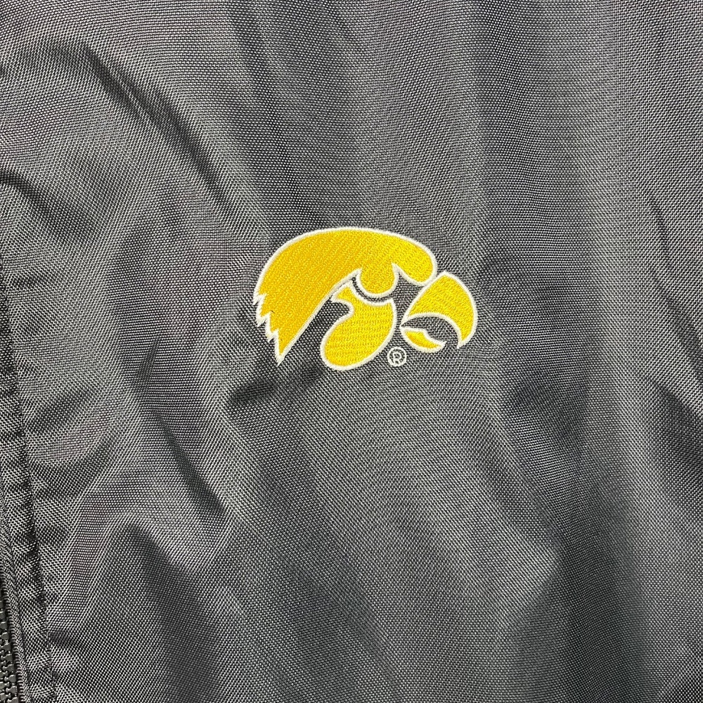 Iowa Hawkeye Reversible Jacket Reebok Mens XL - Picture 2 of 8